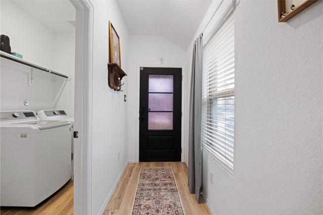 10417 Pineland Drive, Conroe, TX 77378