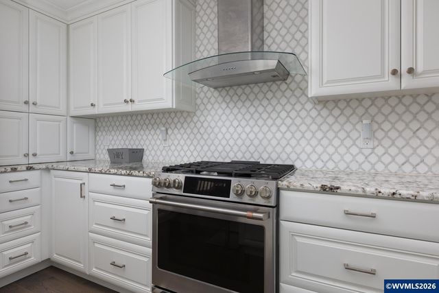 2151 NW Inlet Av, Lincoln City, OR 97367