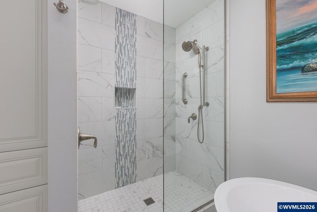 2151 NW Inlet Av, Lincoln City, OR 97367