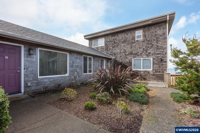 2151 NW Inlet Av, Lincoln City, OR 97367