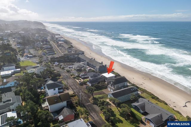 2151 NW Inlet Av, Lincoln City, OR 97367