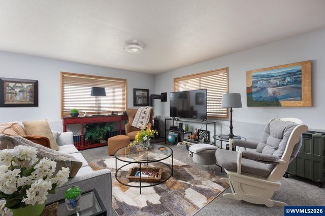 2151 NW Inlet Av, Lincoln City, OR 97367