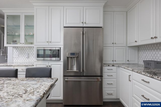 2151 NW Inlet Av, Lincoln City, OR 97367