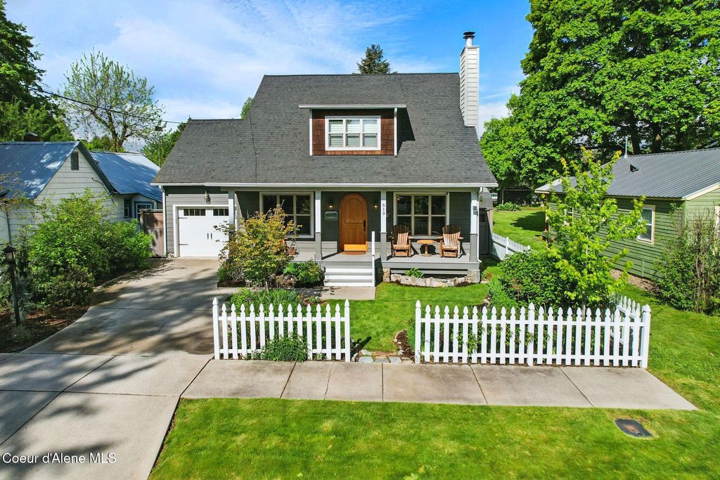 619 N Florence Ave, Sandpoint, ID 83864