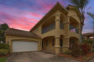 748 Cresta Circle, West Palm Beach, FL 33413