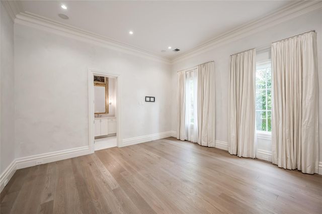 3868 Olympia Drive, Houston, TX 77019