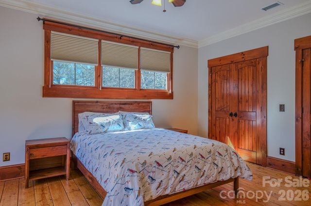 4836 Stream Side Lane 18, Morganton, NC 28655