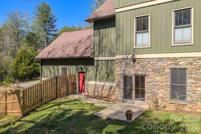 4836 Stream Side Lane 18, Morganton, NC 28655