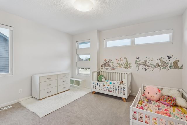 9409 Foxtail Circle, Norwalk, IA 50211