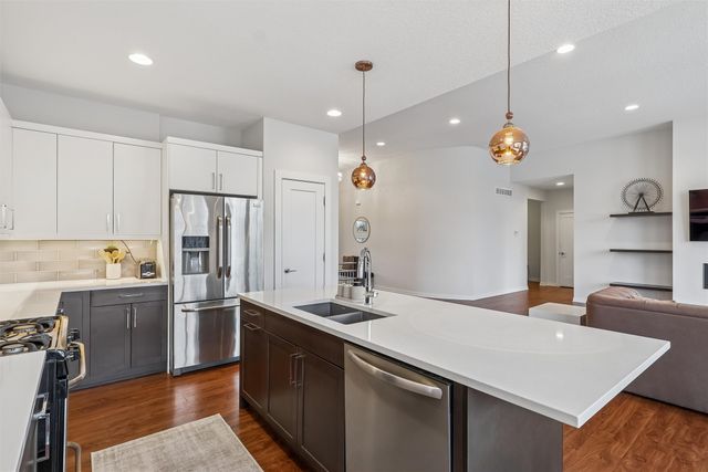 9409 Foxtail Circle, Norwalk, IA 50211