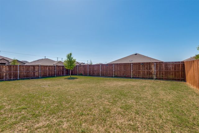 980 Fueller Drive, Aubrey, TX 76227