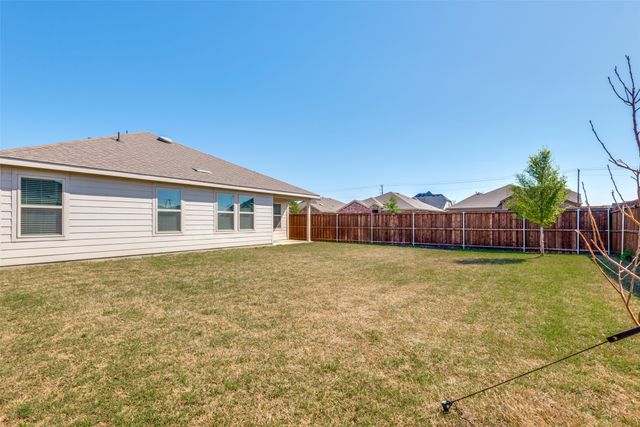 980 Fueller Drive, Aubrey, TX 76227