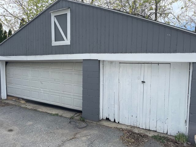 30 Barker Street, Lowell, MA 01850
