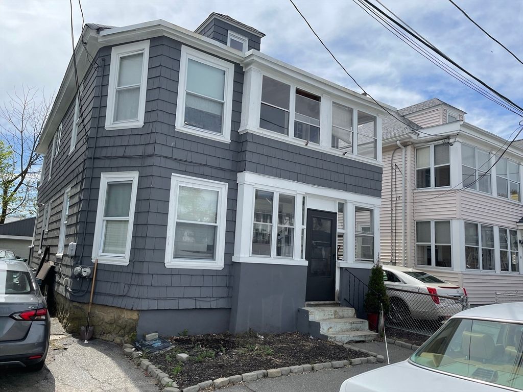 30 Barker Street, Lowell, MA 01850