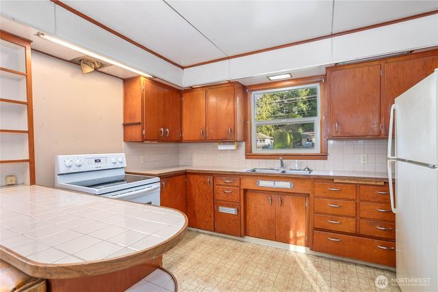 1211 Yew Street, Bellingham, WA 98229