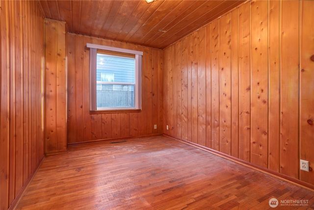 1211 Yew Street, Bellingham, WA 98229