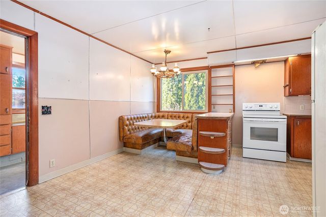 1211 Yew Street, Bellingham, WA 98229