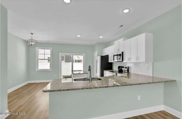 317 Starfish Lane, Sneads Ferry, NC 28460