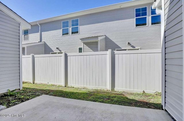 317 Starfish Lane, Sneads Ferry, NC 28460