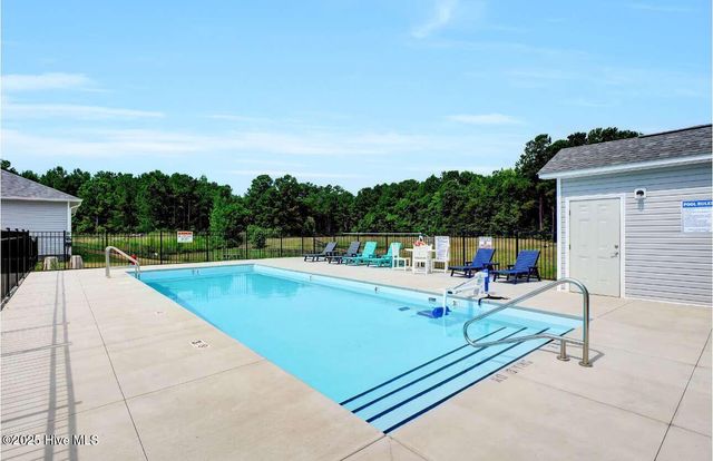 317 Starfish Lane, Sneads Ferry, NC 28460