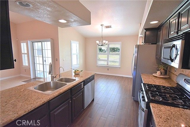 13074 Greensboro Road, Victorville, CA 92395