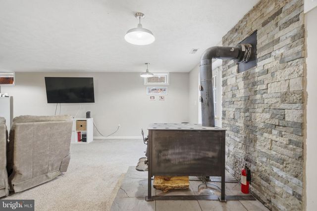 4624 STRASBURG RD, Strasburg, VA 22657