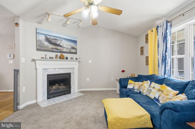 4624 STRASBURG RD, Strasburg, VA 22657