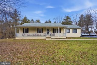 4624 STRASBURG RD, Strasburg, VA 22657