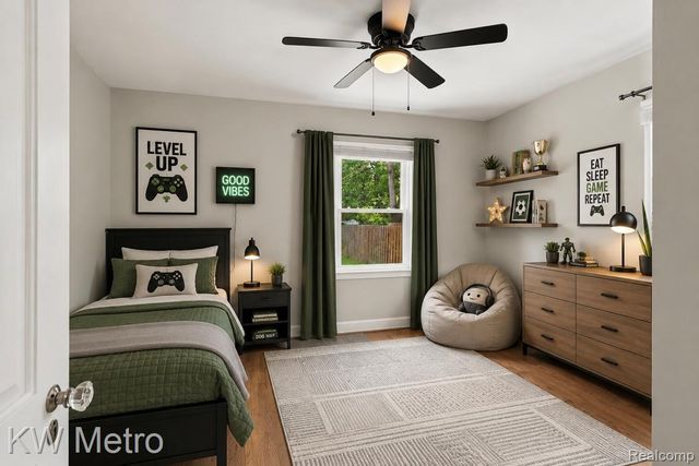 1458 Hampton Road, Grosse Pointe Woods, MI 48236