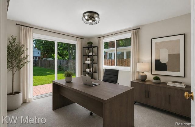 1458 Hampton Road, Grosse Pointe Woods, MI 48236