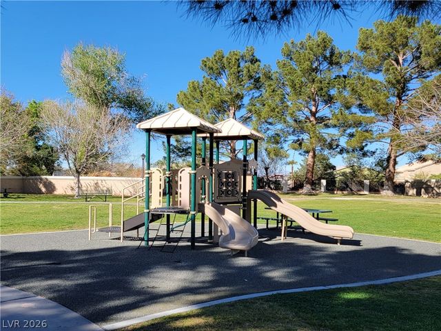 367 Lander Drive, Henderson, NV 89074