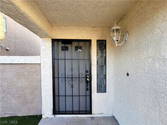 367 Lander Drive, Henderson, NV 89074