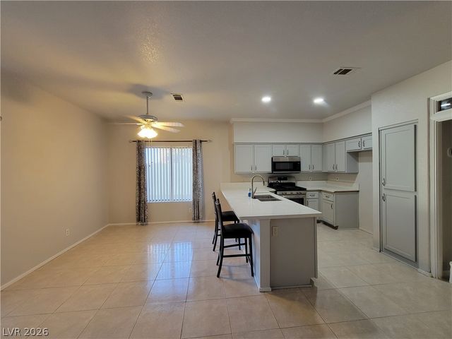 367 Lander Drive, Henderson, NV 89074