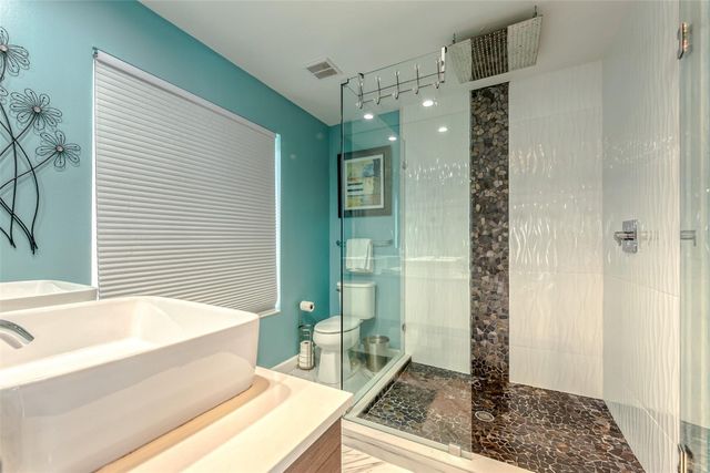 1930 NE 28th Court, Lighthouse Point, FL 33064