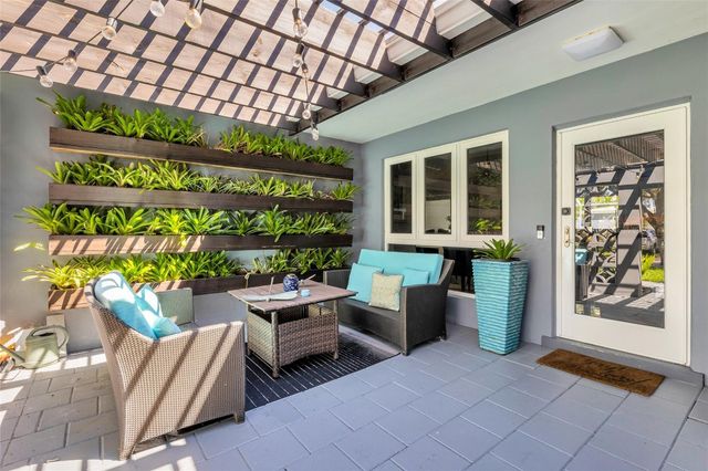 1930 NE 28th Court, Lighthouse Point, FL 33064