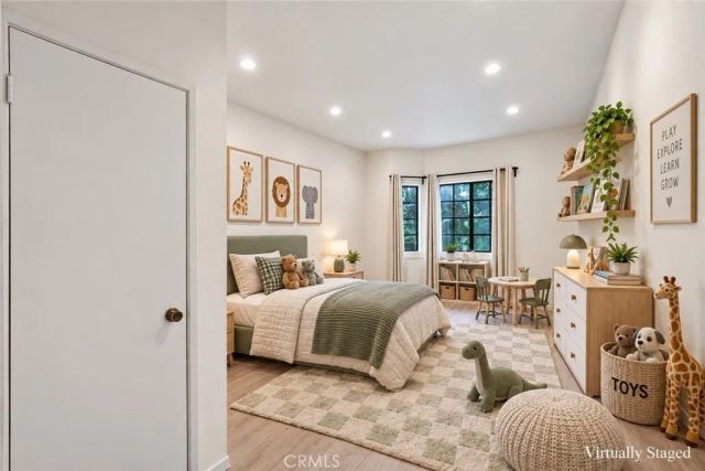 17914 Magnolia Boulevard 135, Encino, CA 91316