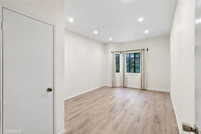 17914 Magnolia Boulevard 135, Encino, CA 91316