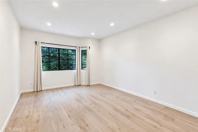 17914 Magnolia Boulevard 135, Encino, CA 91316