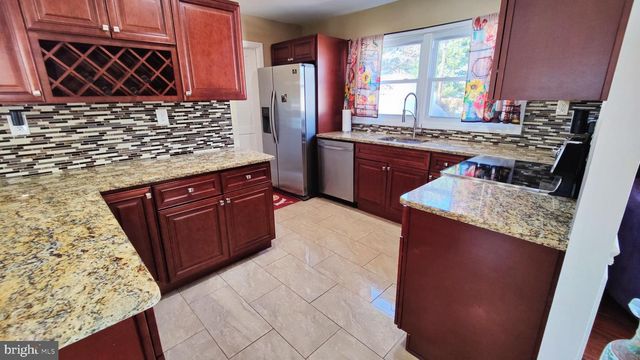 146 GLENVIEW LN, Willingboro, NJ 08046