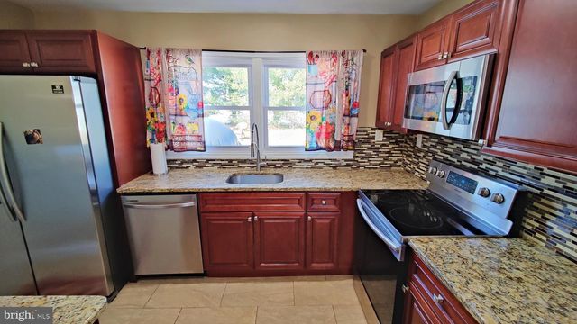 146 GLENVIEW LN, Willingboro, NJ 08046