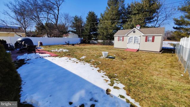 146 GLENVIEW LN, Willingboro, NJ 08046