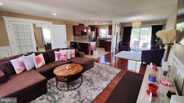 146 GLENVIEW LN, Willingboro, NJ 08046