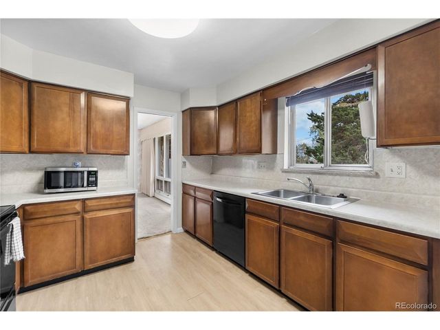 7090 S Windsor St, Littleton, CO 80128