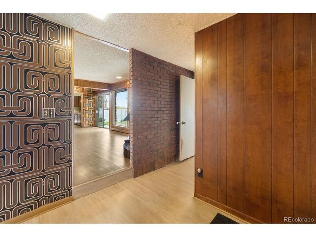 7090 S Windsor St, Littleton, CO 80128