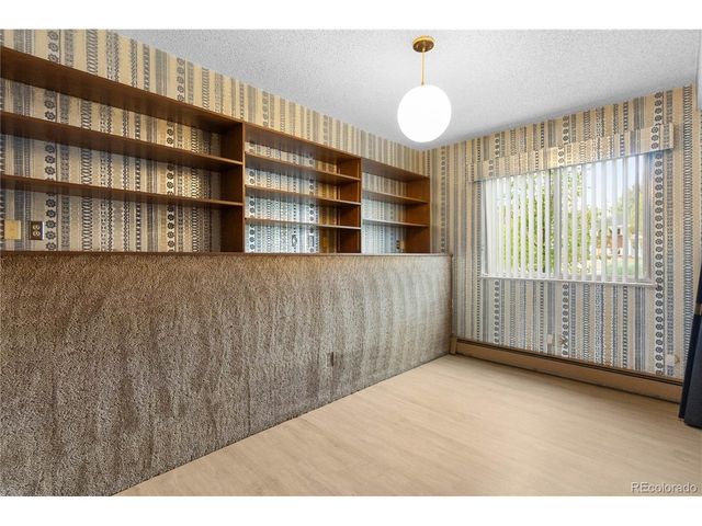 7090 S Windsor St, Littleton, CO 80128