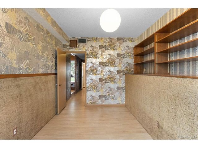 7090 S Windsor St, Littleton, CO 80128