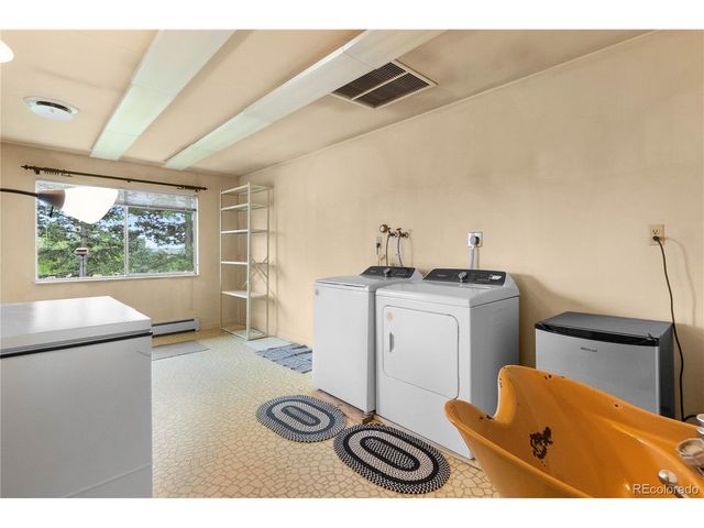 7090 S Windsor St, Littleton, CO 80128