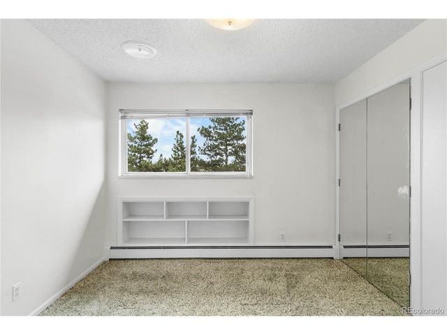 7090 S Windsor St, Littleton, CO 80128