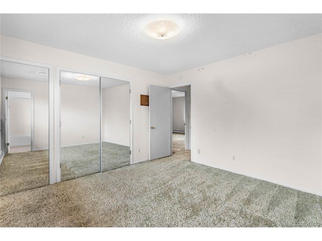 7090 S Windsor St, Littleton, CO 80128