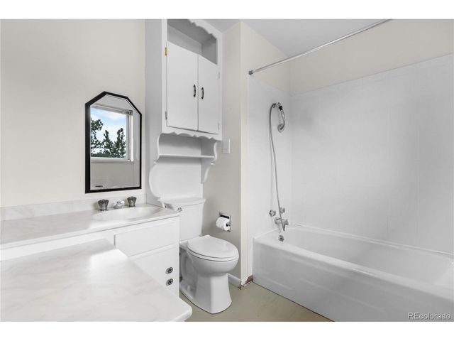 7090 S Windsor St, Littleton, CO 80128